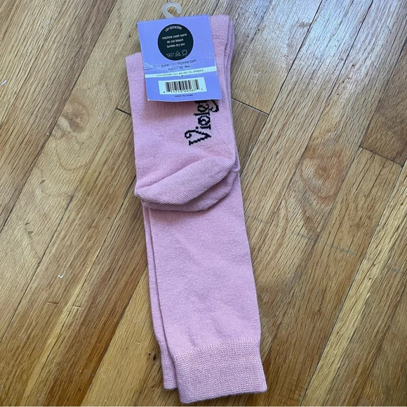 4/$25 Girls Rose Pink Knee High Socks Size 8 - Picture 2 of 5
